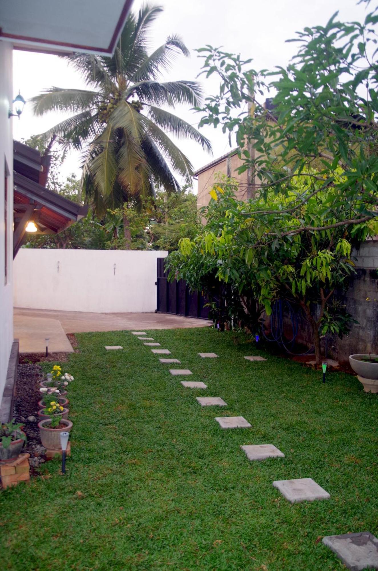 The Hermitage Negombo Kurana Katunayaka Esterno foto
