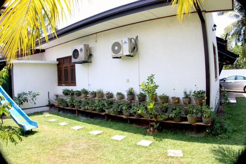 The Hermitage Negombo Kurana Katunayaka Esterno foto